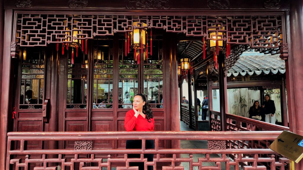 Matrimonio viajero en su ruta por China en 10 días en los jardines de Yuyuan